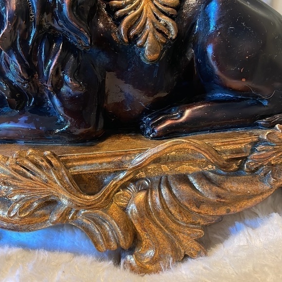 Mantle Desk Regal Lion w Battery Operated Analog Clock Lightweight - Picture 6 of 11